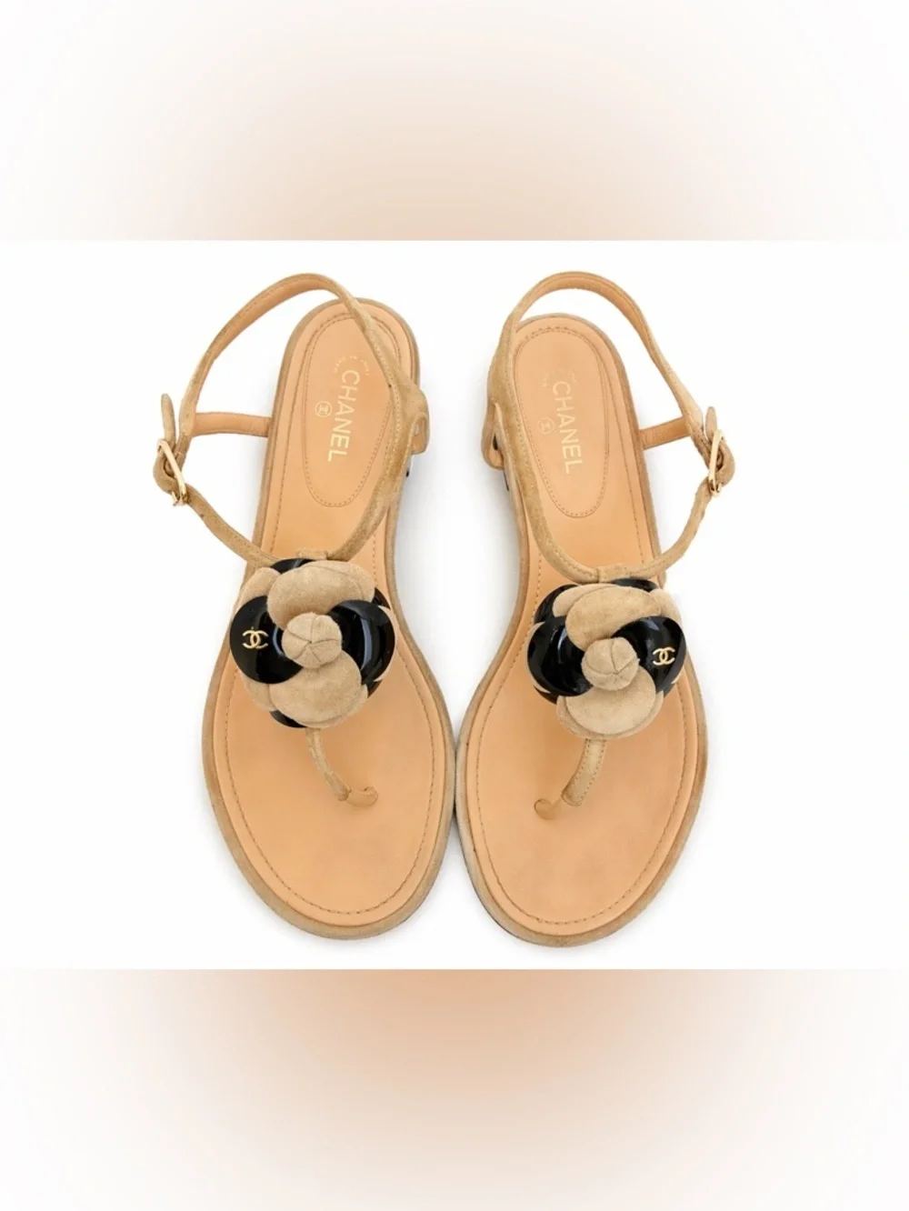 Chanel Camellia Thong Sandals 2016 Beige Suede CC Resin Flower Flats EU 38.5